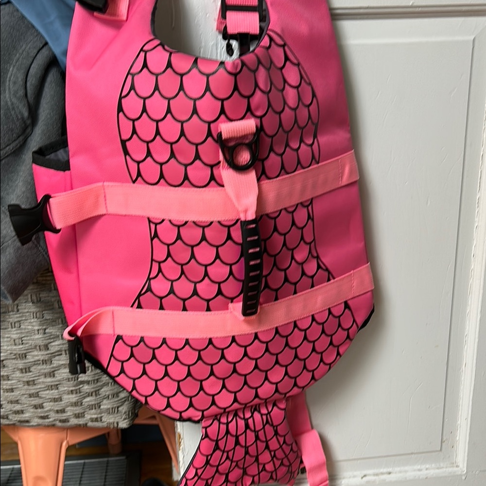 Dog life jacket